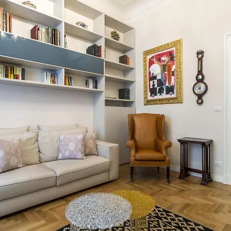Easylife - Comoda Residenza Con Terrazzino Abitabile In Zona Sant Ambrogio Appartement Milan