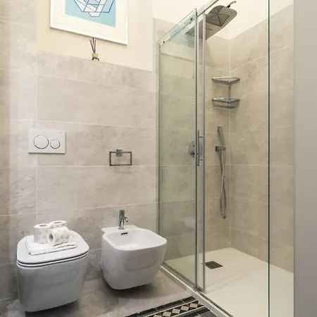 Easylife - Comoda Residenza Con Terrazzino Abitabile In Zona Sant Ambrogio * Milan